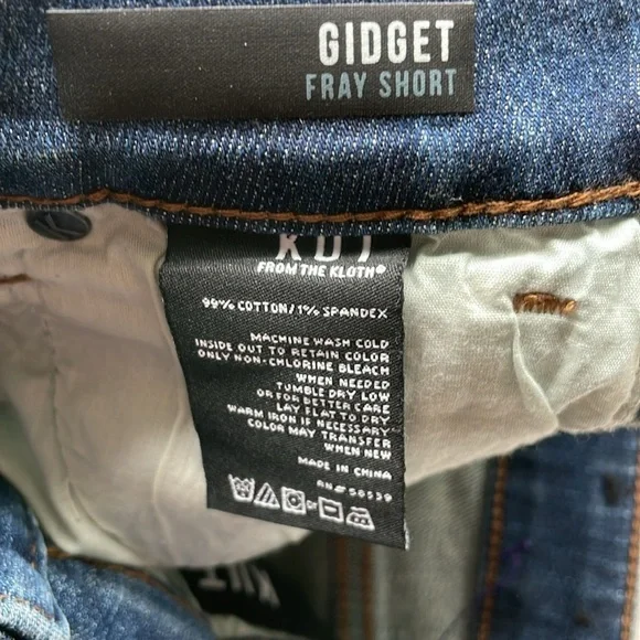 Kut from the Kloth Gidget Frey Shorts Medium Wash Distressed Size 0 (fit like 4) - Picture 3 of 7